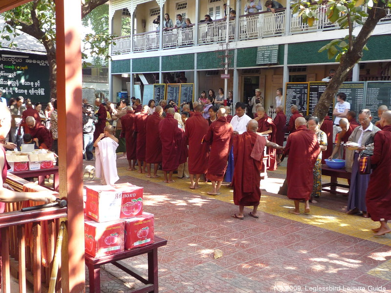 Mahagandayon Monastery33